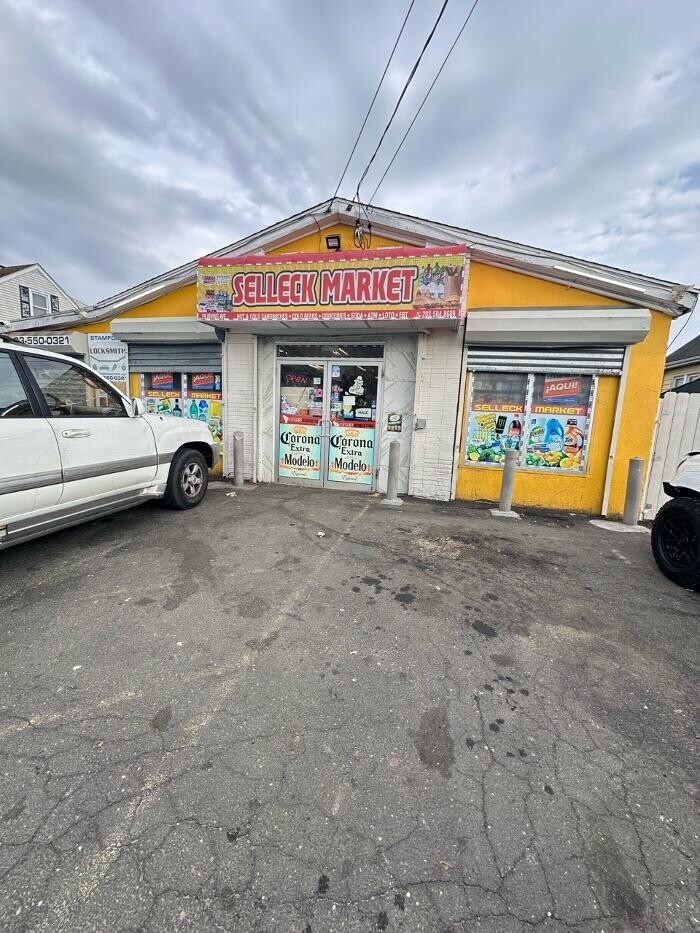 Images CoinFlip Bitcoin ATM - Selleck Market (Stamford)