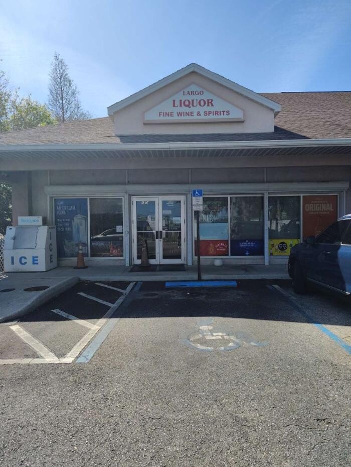 Images CoinFlip Bitcoin ATM - Largo Liquor (Largo)