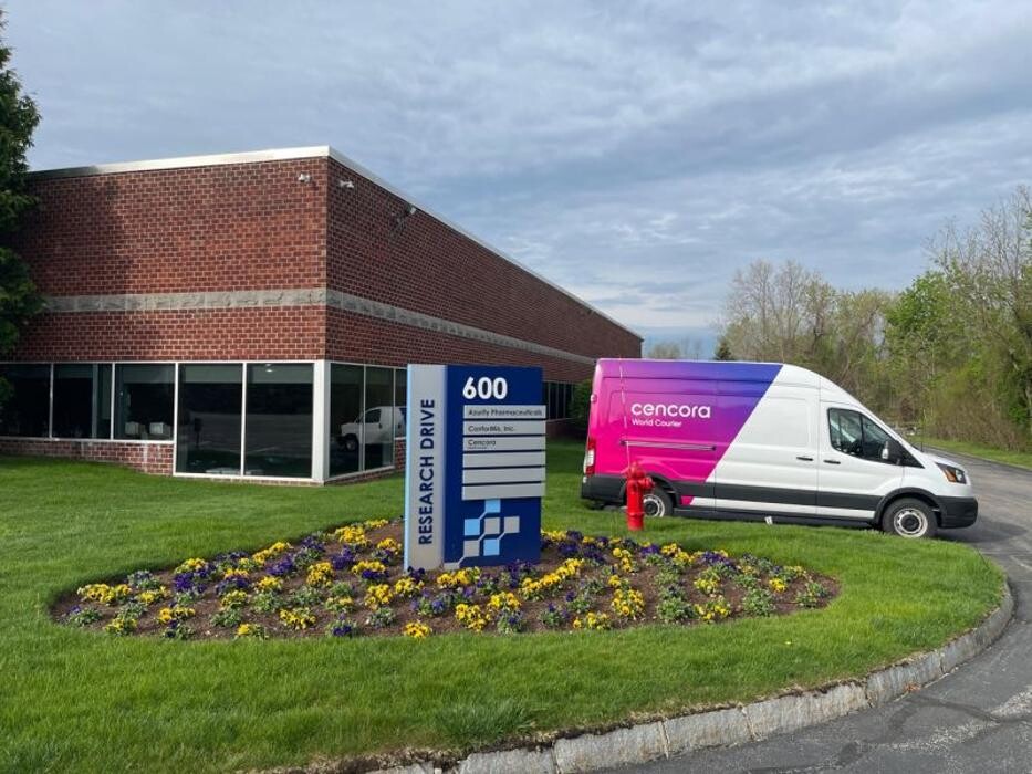 Images World Courier