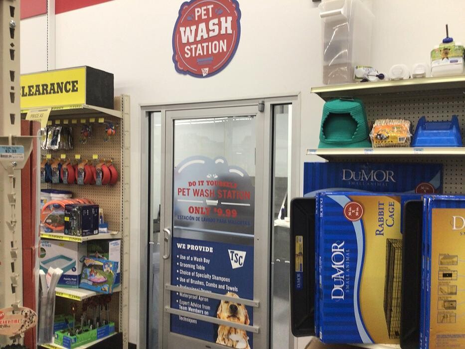 Images Tractor Supply Co.