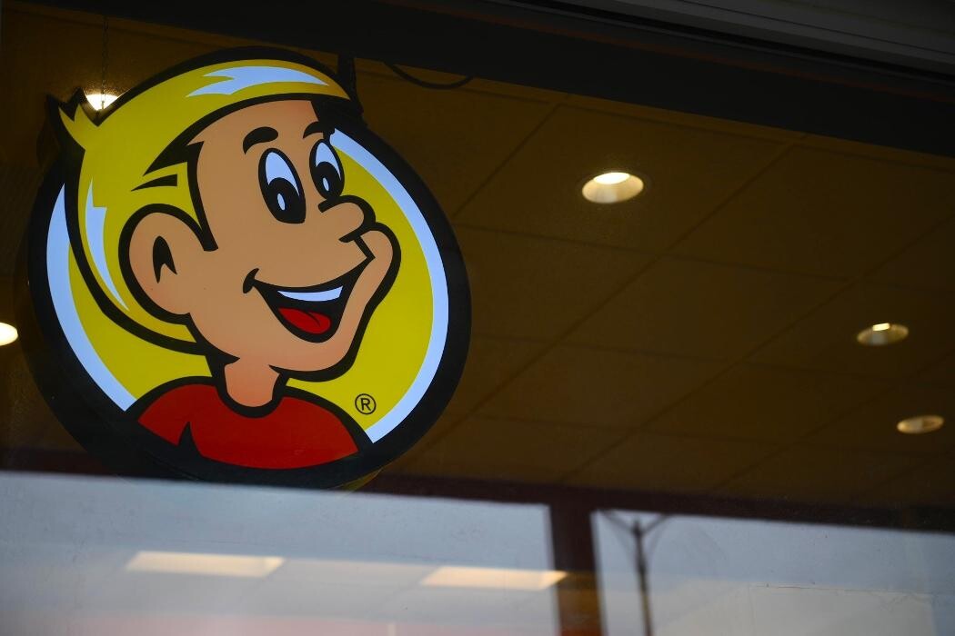 Images Hungry Howie's Pizza