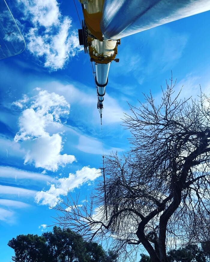 Images Reliable Crane Service