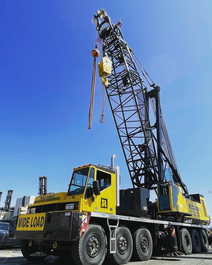 Images Reliable Crane Service