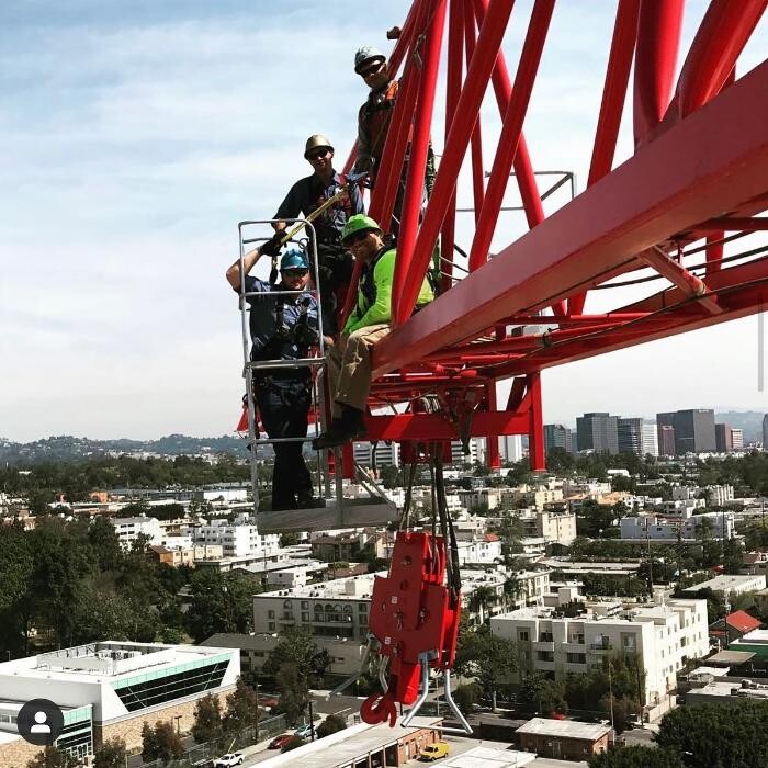 Images Reliable Crane Service