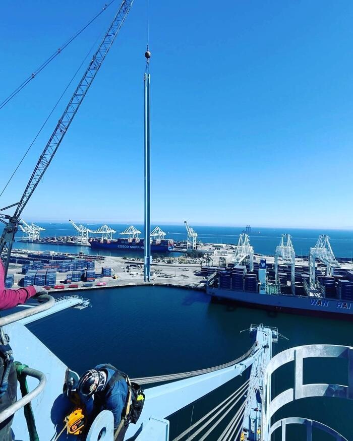 Images Reliable Crane Service