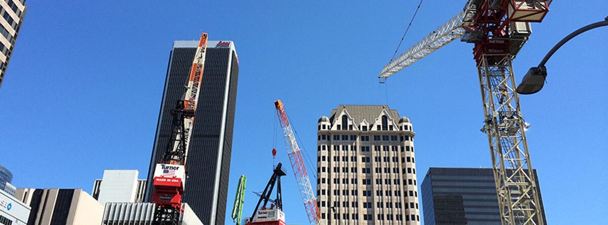 Images Reliable Crane Service