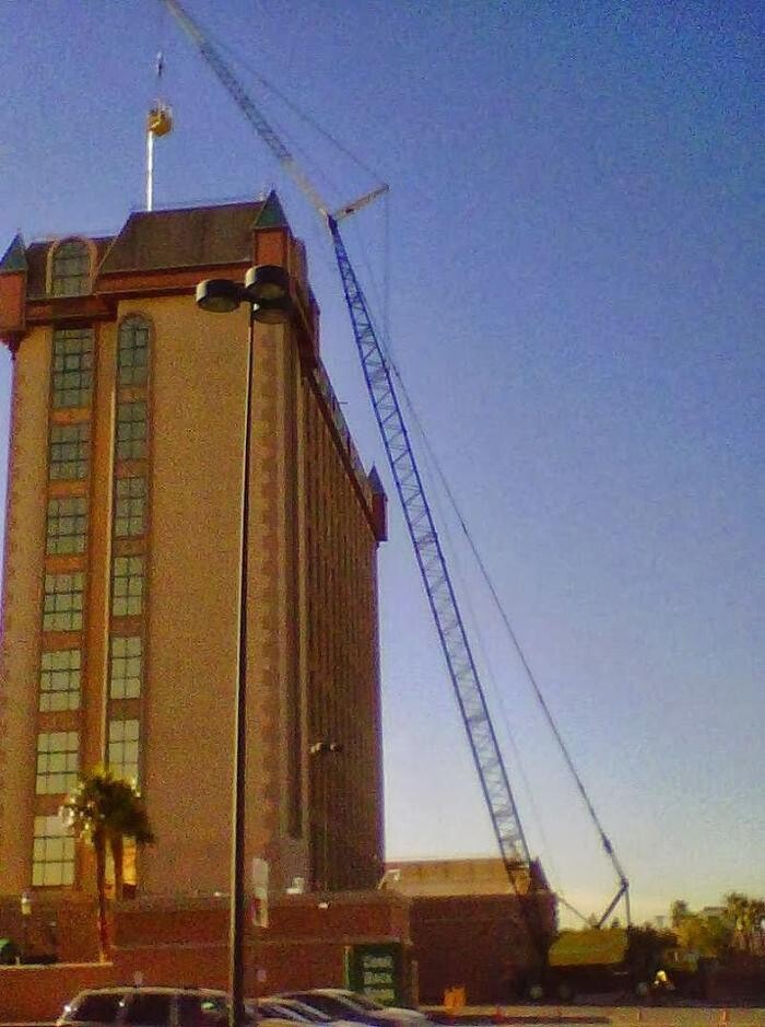 Images Reliable Crane Service