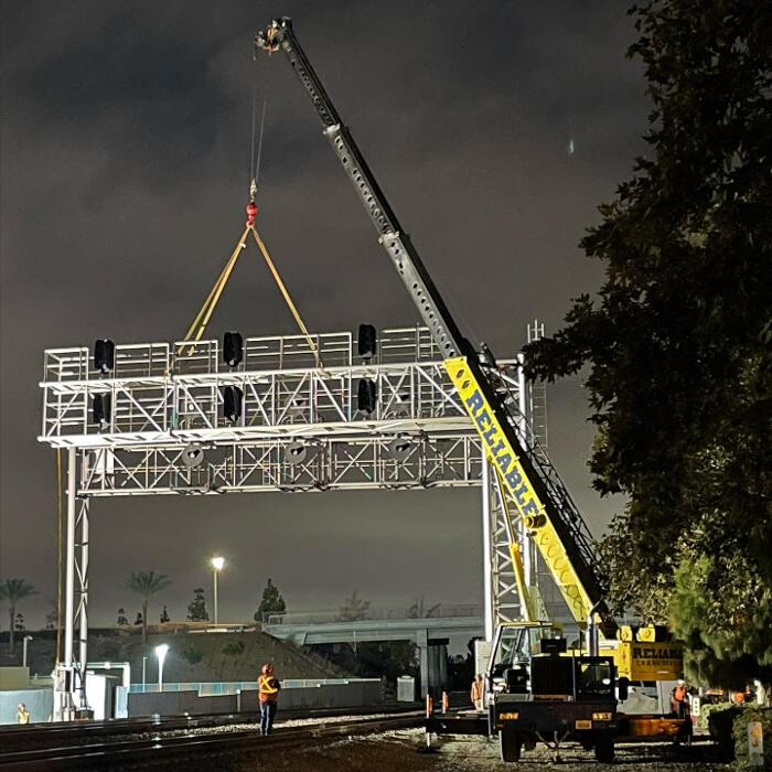 Images Reliable Crane Service
