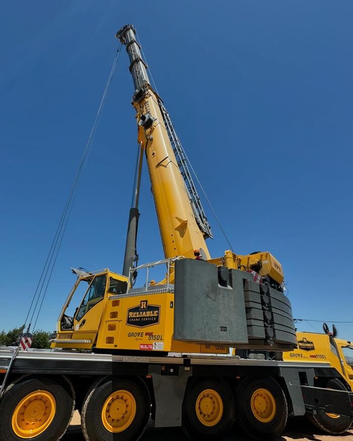 Images Reliable Crane Service