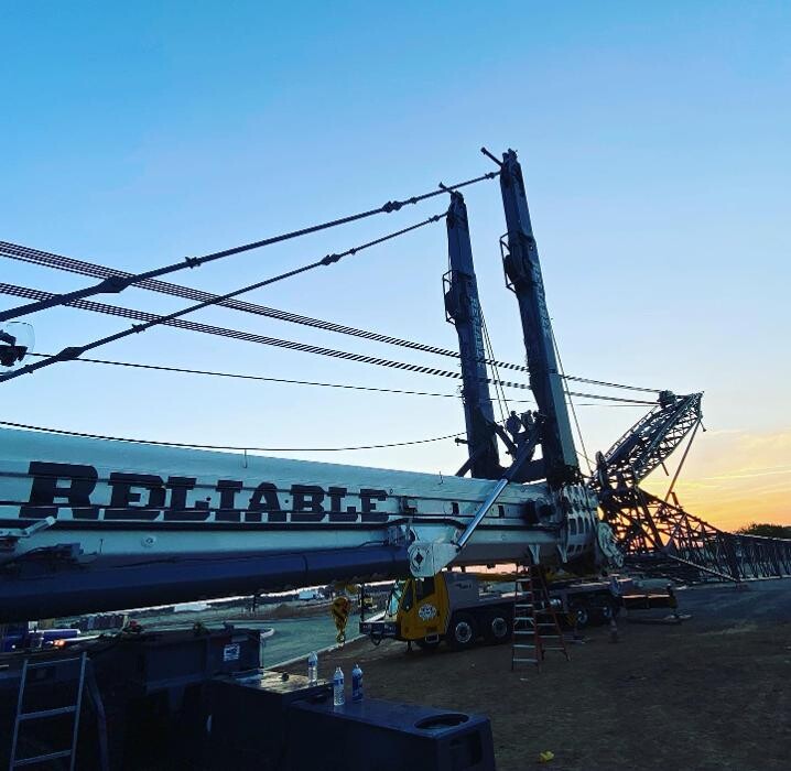 Images Reliable Crane Service