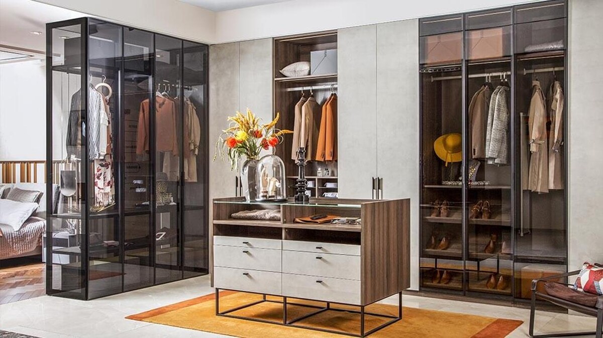 Images Bella Closets & Cabinets