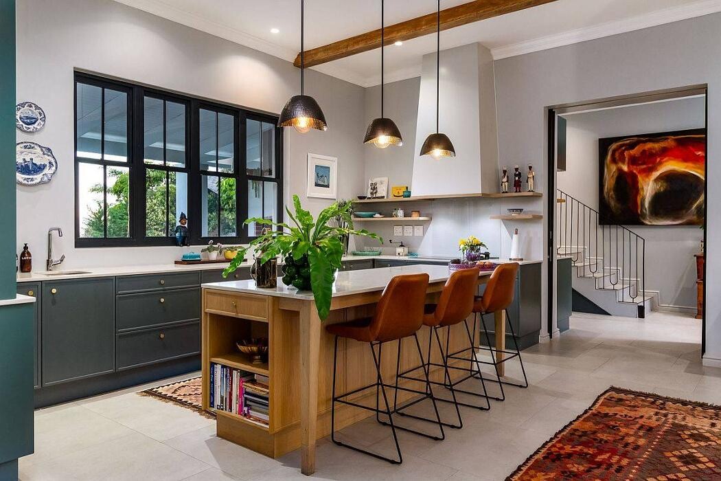Images Bella Closets & Cabinets