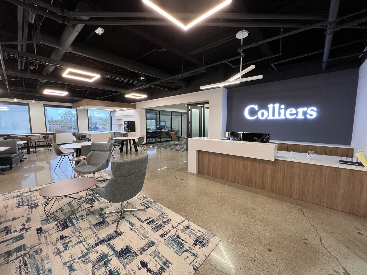 Images Colliers Detroit
