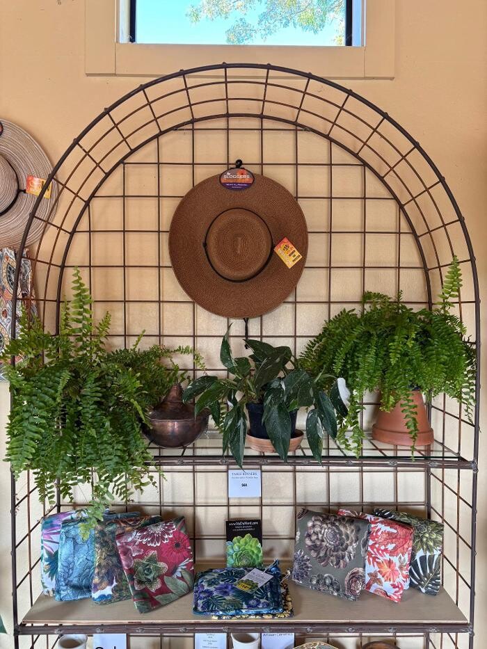 Images The Retail Nursery at Emerisa Gardens
