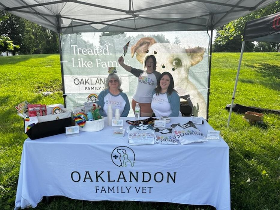 Images Oaklandon Family Vet