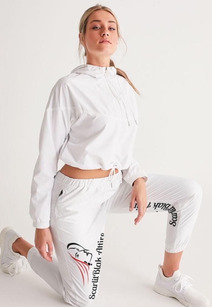 Images ScarlitBlak Attire