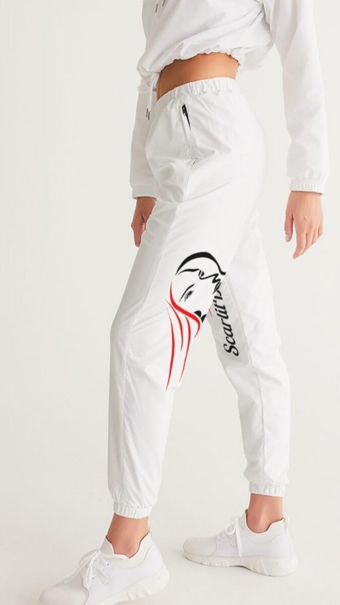 Images ScarlitBlak Attire