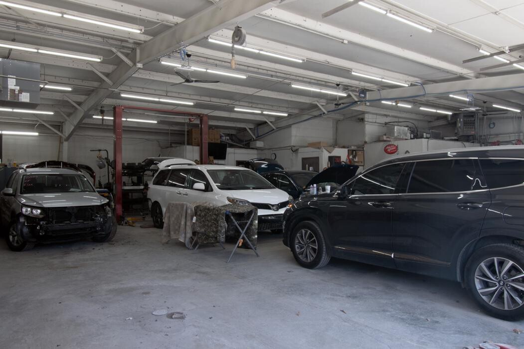 Images Crash Champions Collision Repair Gladstone