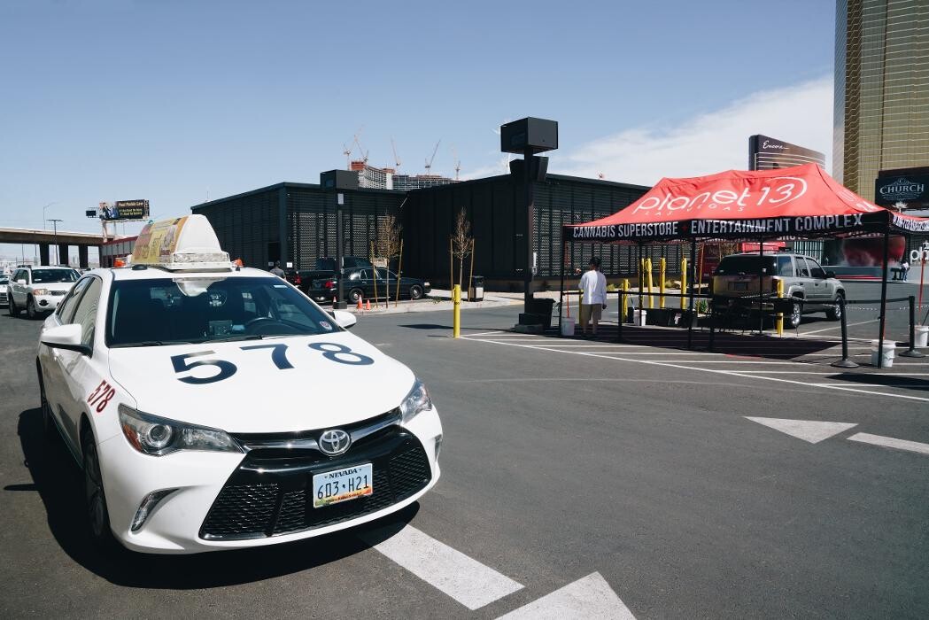 Images Planet 13 Las Vegas