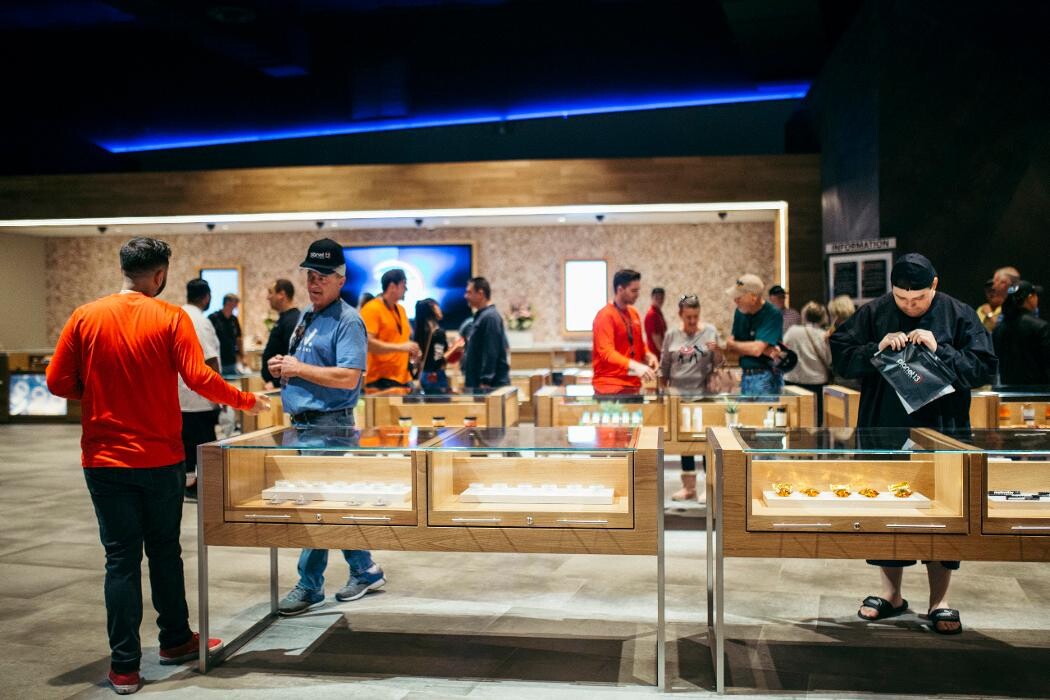 Images Planet 13 Las Vegas