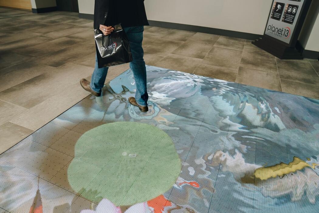 Images Planet 13 Las Vegas