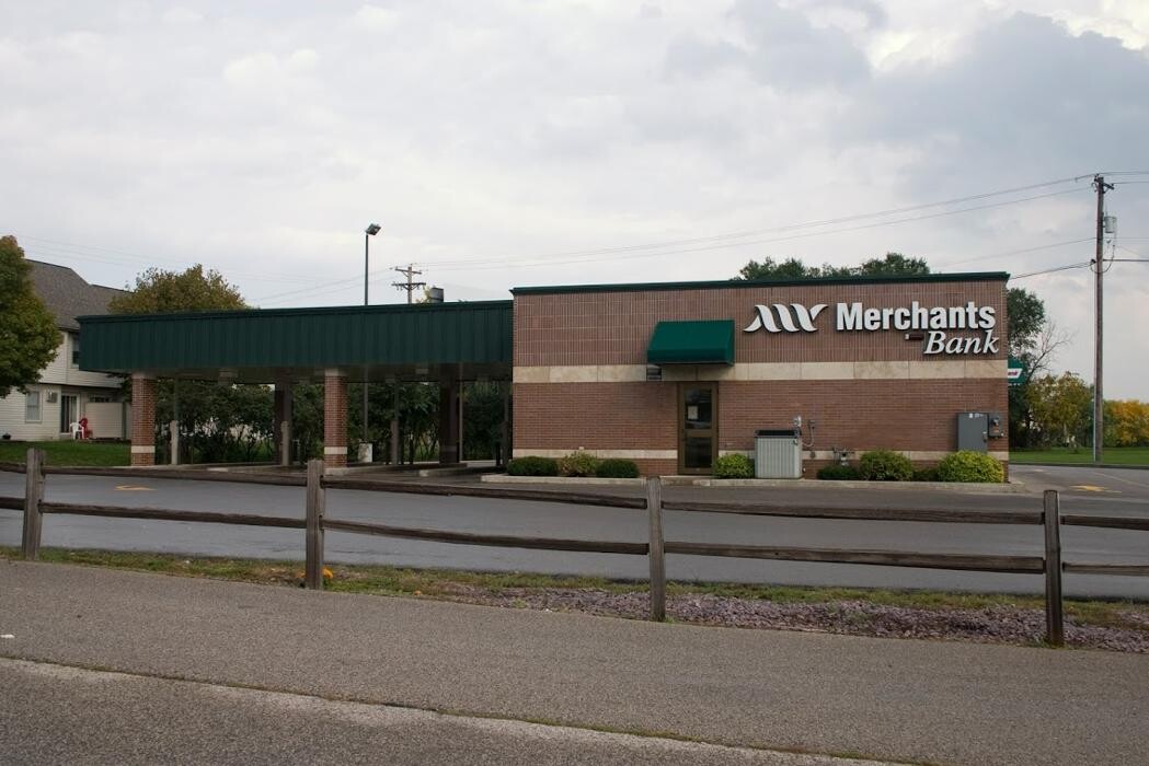 Images Merchants Bank