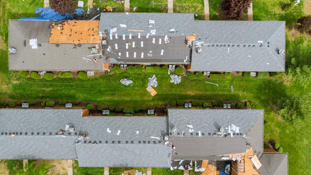 Images Adams & Sons Roofing