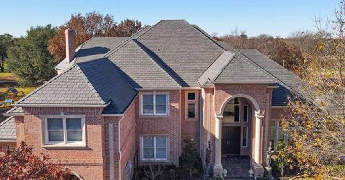 Images Adams & Sons Roofing