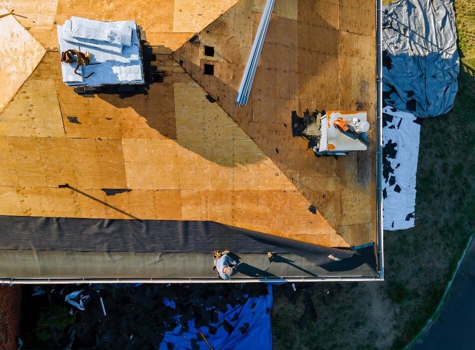 Images Adams & Sons Roofing
