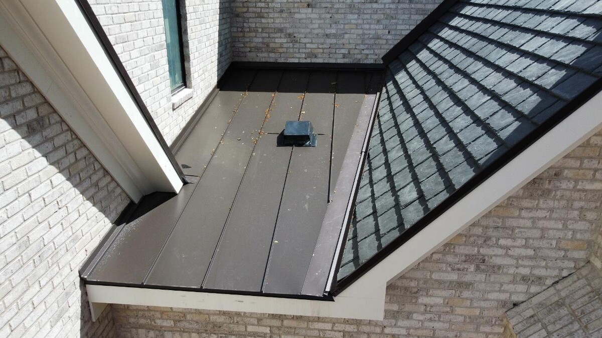 Images Adams & Sons Roofing