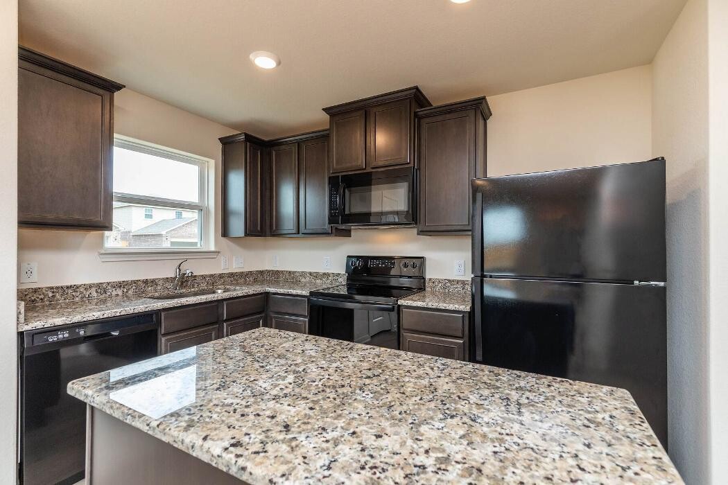 Images LGI Homes - Pinewood Trails