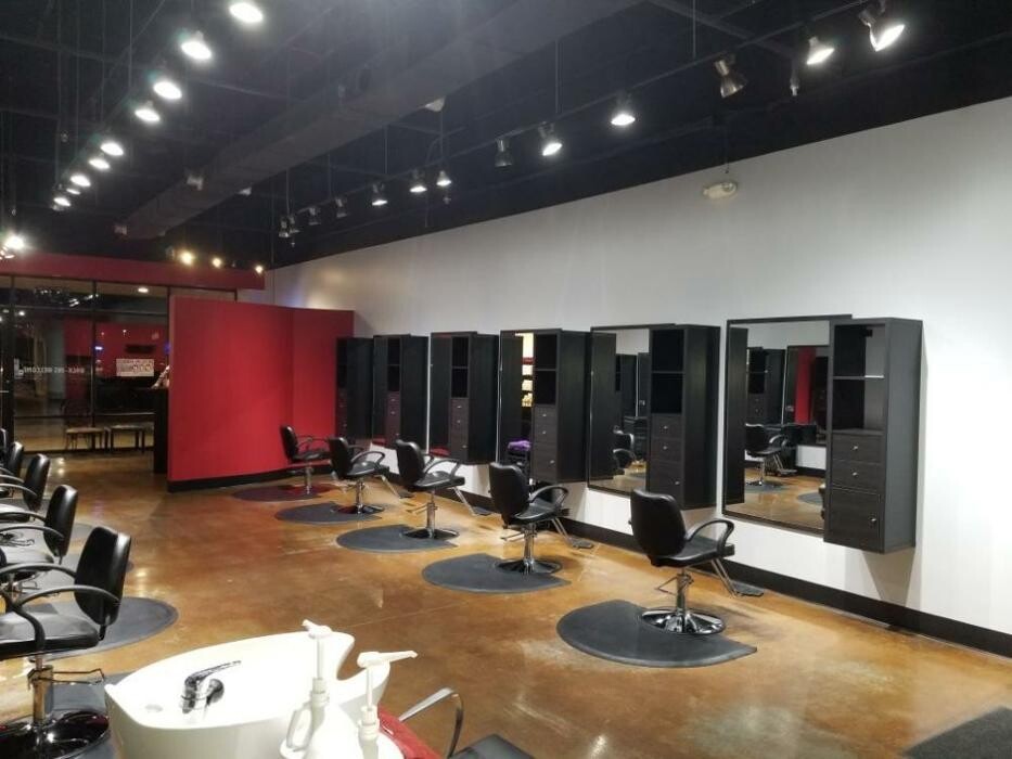 Images Salon Bellezzio South