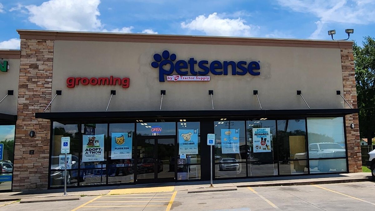 Images Petsense by Tractor Supply