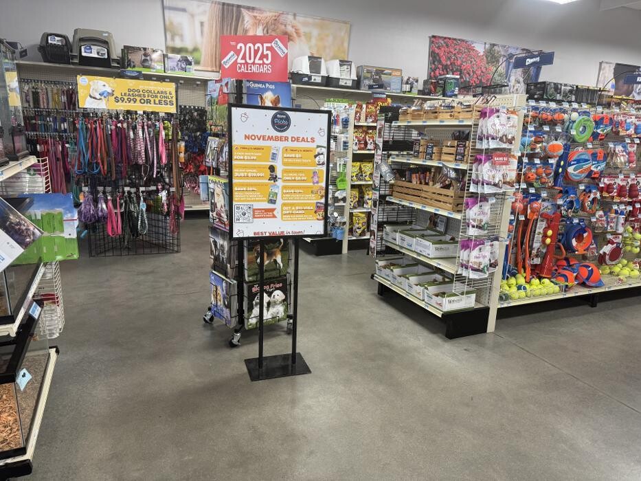 Images Petsense by Tractor Supply