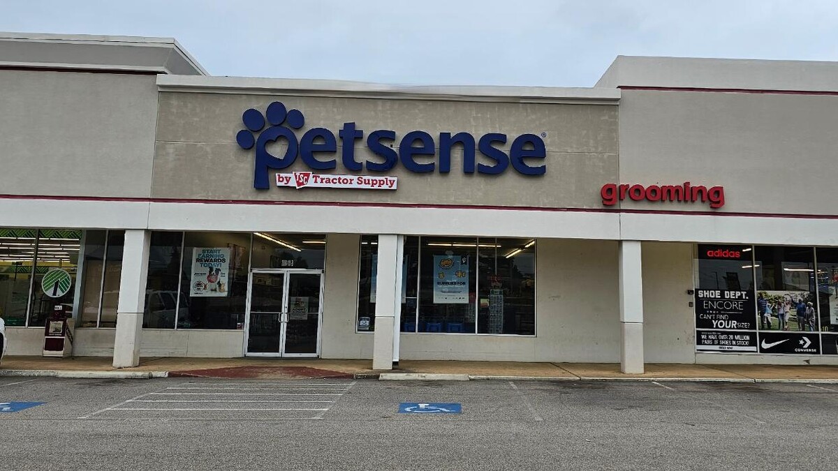 Images Petsense by Tractor Supply