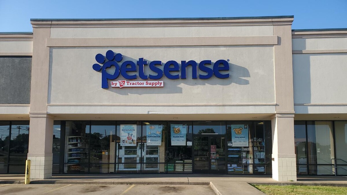 Images Petsense by Tractor Supply