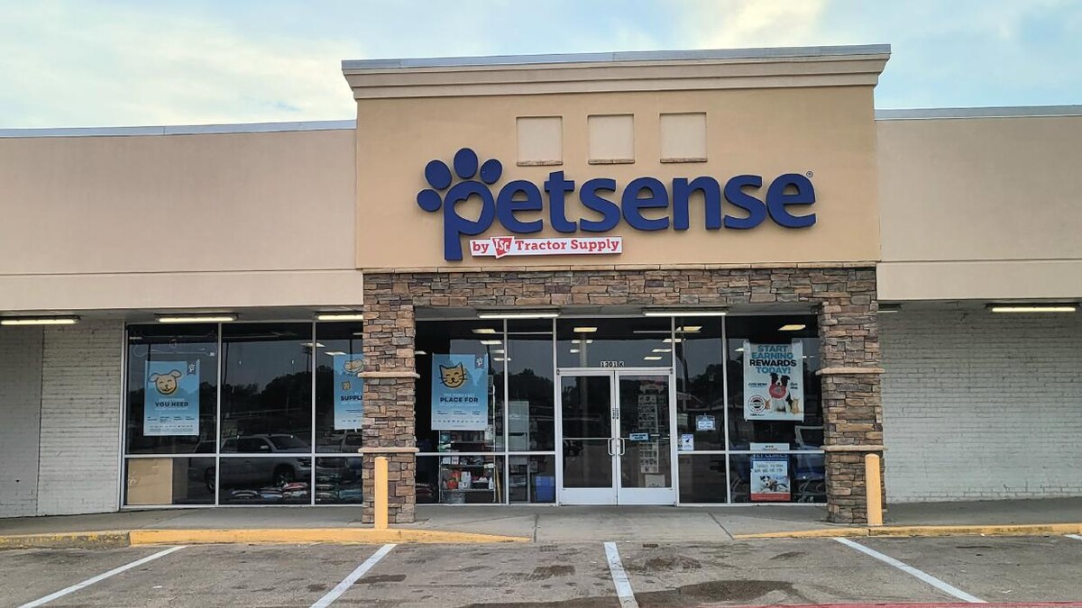 Images Petsense by Tractor Supply