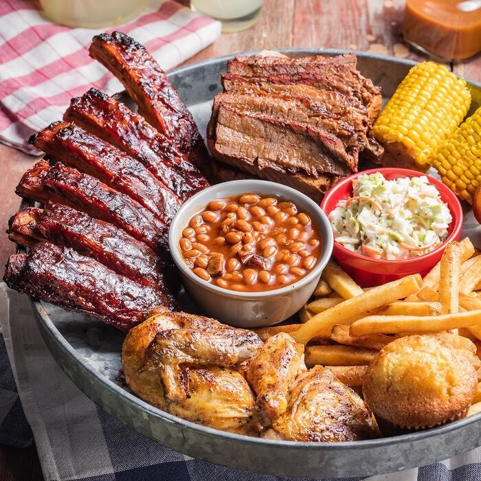 Images Famous Dave's Bar-B-Que