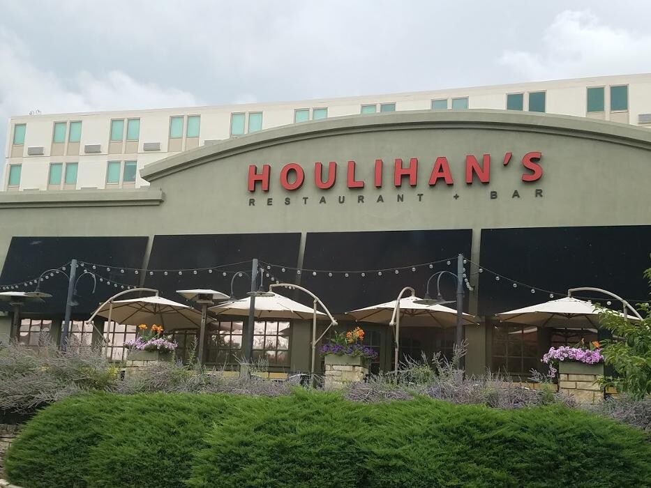 Images Houlihan's