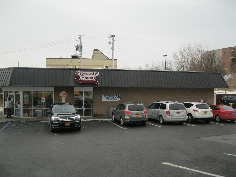 Images Stewart's Shops