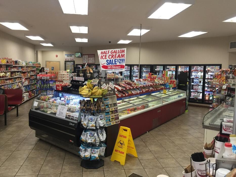 Images Stewart's Shops