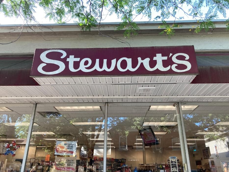 Images Stewart's Shops