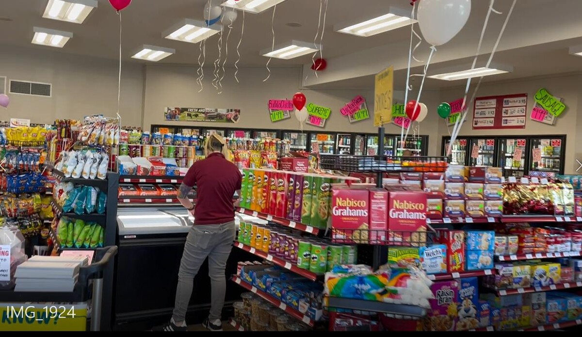 Images Stewart's Shops