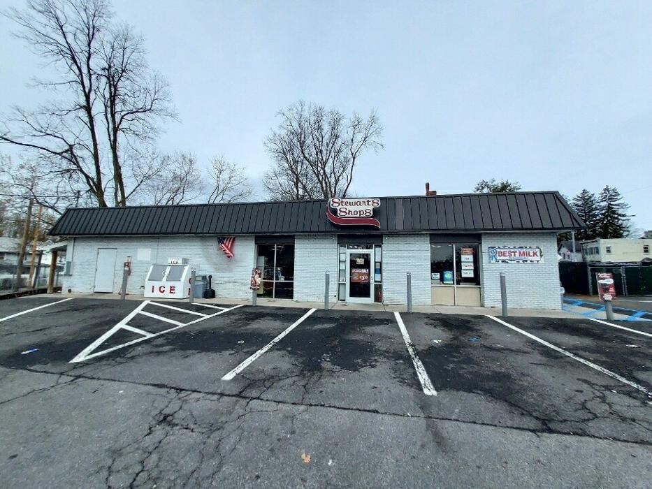 Images Stewart's Shops