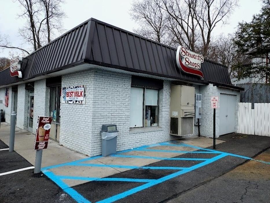 Images Stewart's Shops