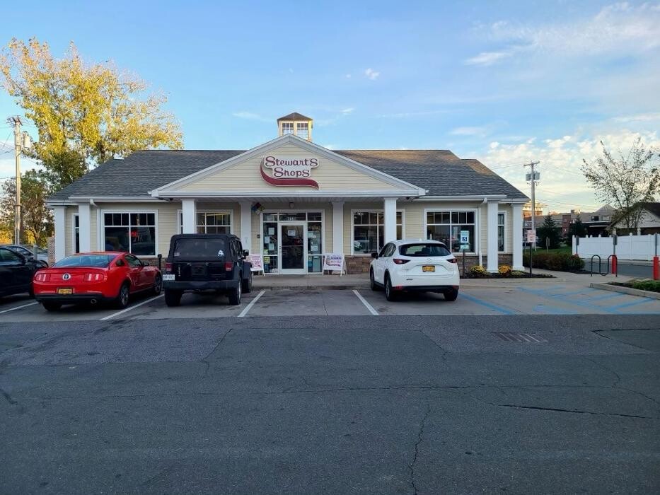 Images Stewart's Shops
