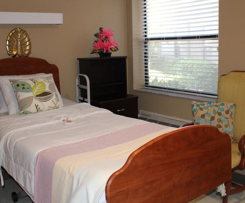Images Lake Wales Wellness & Rehabilitation Center