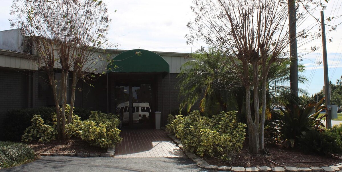 Images Lake Wales Wellness & Rehabilitation Center