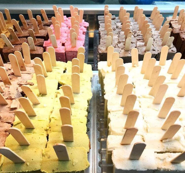 Images HipPOPs handcrafted gelato bars