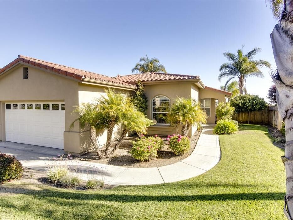 Images Crystal Cowart Real Estate Broker